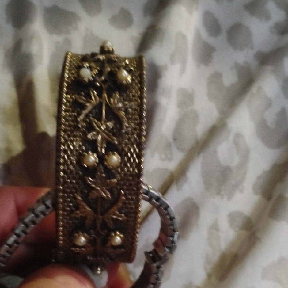 Vintage America Gold and Pearl Bracelet